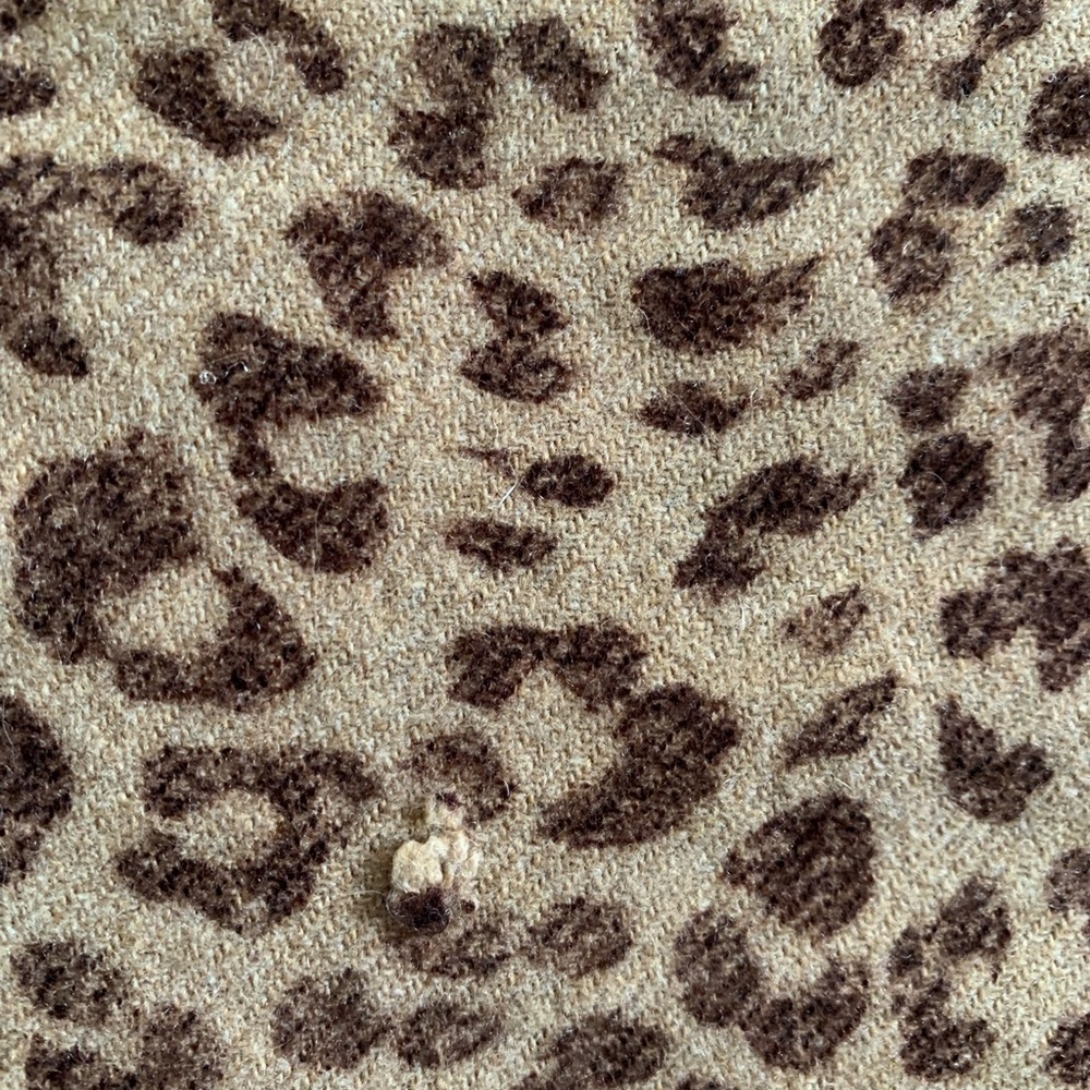 Leopard Inspired Fringed Tapestry Made In Italy - Picture 8 of 10